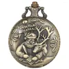 Orologi da taschino Orologio al quarzo a tema natalizio in bronzo Babbo Natale Elk Display Orologio a sospensione retrò Regali per uomo Donna Collana per bambini