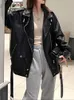 女性の革のフェイクソンギャスブラックパックジャケットベルトサイズの韓国のゆるいオートバイファッション因果アウター230131