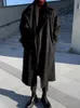 Мужская шерстяная смеси Mauroicardi Осенью Длинная свободная карамельная черная мягкая теплое шерстяное покрытие мужчин с поясными