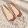 Scarpe eleganti Scarpe da sposa donna 2022 nuove donne in gravidanza scarpe piatte a punta di perle damigella d'onore tacco basso bocca poco profonda paillettes di cristallo scarpe singole donna 230201