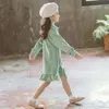 女の子の学校のファッションの子供用服の子供用シャツESカジュアルピーターパンパンカラーの女の赤ちゃんドレス0131