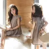 Robes de fille neuves de deux couches de broderie de filles robe coton tout-petit bébé vêtements princesse maman et moi enfants à la mouche des enfants n ° 2863 0131