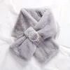 Foulards femmes hiver chaud épaissir écharpes solide fausse fourrure en peluche perle col croisé écharpe châle élégant doux confortable