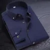 Mäns casual skjortor män klänning skjorta långärmad högkvalitativ icke -ironing fasta manliga kläder passar affärsmän vit blå marinen svart röd 230201