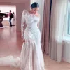 Rétro Dentelle Une Épaule Sirène Robes De Mariée Arabie Saoudite Illusion À Manches Longues Tulle Balayage Train Robes De Mariée Printemps 2023