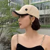 قبعات الكرة قبعة النساء الكوريات الكورية غير الرسمية M-Match M Standard Mercerized البيسبول قبعة الربيع وصيف شمس قبعة الأزياء ساتان Cap Summer G230201