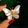 Brooches Brooch Fashion Beauty Women Gold Color Zinc Alloy Crystal Exquisite Flower Butterfly Insect Pins Party Gift Man