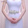 Fajas de boda TopQueen S346 Cinturones de cuentas hechos a mano para novias Cintur￳n adornado Vestidos de mujeres elegantes para mujeres