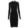 Casual Dresses Fall Winter Streetwear Sexig klänning 2023 Solid Color O-Neck Lång ärm Två sidoslits Knälängd Pullover Kvinnor bär