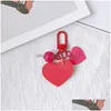 Llaveros Letras Cadenas de corazón de cuero de imitación Campana pequeña Amor Corazones Colgante Bolsa Colgante Llavero de coche Mujer Chica Regalo Entrega de gota Judío Dhrhq