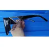 2023 Lunettes de soleil Designer Classic Eyeglass Goggle Outdoor Beach Sun Sunes For Man Woman Mix Couleur en option Signature triangulaire en option 238i