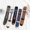 Chaussettes fines pour femmes, produit fin, longueur genou, mollet, Long Tube, Style collégial, mode, lettres à deux barres, rayures, printemps et été