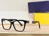 Mannen en vrouwen oogglazen frames bril met frame heldere lens heren dames 50025 nieuwste willekeurige doos