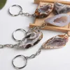 Keychains 1pc Natural Crystal Agate Geode Keychain Key Rings Originele Druzy Half Stone Good Luck Fortune Wealth Charm Pendant