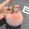 Llaveros Diamond Flying Piggy llavero para mujer bola de pelo anillo de coche pareja pequeño regalo mochila joyería colgante luz de lujo Fred22