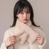 Ärrar koreanska kvinnor pärla blommor faux päls krage korsa plysch halsduk kvinnlig vinter utomhus tjockare nackskydd varmt sjal