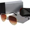 Occhiali da sole di lusso Designer Uomo Donna Pilot Eyewear Occhiali da sole Montatura con lente Con scatola