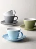 Чашки блюдцы ручной керамической блюдце набор в сплошном цвете белый светло -голубые зеленые серого цвета простые домашние кафе магазин кофейный напиток