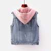 Gilets pour femmes Mode Détachable Jeans À Capuche Gilet Pour Femmes Veste Sans Manches Haute Qualité Court Denim Coréen Femme Gilet Survêtement