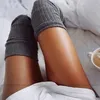 Calzini sportivi Calze da donna Ghette a righe lunghe coscia invernale alta calda sopra il ginocchio Calza di lana morbida