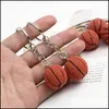 Key Rings Simation Resin Basketball Sport Keychains Leuke sportringtas Pendat voor herenaccessoires 1960 T2 Drop Delivery Jewelr DH2KV