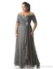 花嫁のドレスの灰色の母は肩からサイズのサイズ安いシフォンプロムパーティーガウンロングマザーグルームドレスを着るBM0875を着る