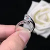 Кластерные кольца 14 тыс. Кольцо из белого золота 0,8CT D Цвет Moissanite Diamond Solitaire тест положительный взаимодействие