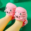 Pantoufles antidérapantes pour bébés garçons et filles de 0 à 3 ans, chaussures d'été en forme de tigre de dessin animé, sandales antidérapantes, nouvelle collection