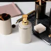 Set di accessori per il bagno Dispenser di sapone liquido in ceramica Erogatore di lozione Bottiglia Portaspazzolino Set di accessori per il bagno in oro