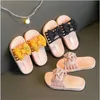 Nuevas sandalias de verano para niñas, toboganes, playa, volantes plisados, princesa, dulces zapatillas para niños, baño, natación, zapatos para interiores y exteriores 0203