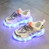Sapatos atléticos Cozulma crianças USB Charging Sneakers Girls Girls Sports Sports Liderar Light Up Running Luminous 25-35