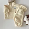 Kläduppsättningar småbarn pojkar kläder outfit barn varm fleece swearshirt baby girls pullover tops pants passar 2 st barn 230203