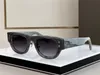 Zonnebril voor mannen vrouwen zomer 701 stijl anti-ultraviolet retro plaat plank full frame mode bril willekeurige doos