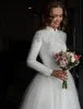Skromny muzułmanin A Line Suknie ślubne Krzyki Aplikacja wysoka szyja długie rękawy Białe tiulowe suknie ślubne