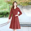 カジュアルドレススプリングドレス女性a-line long-lese nee-length officeレディエレガントvネックゆるい秋のvestidos