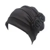 Basker kvinnor beanie casual håravfall kemoterapi cap accessoarer mjuk västerländsk stil bekväm fast blommönster ruffle cancer hat1