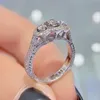 Solitaire Ring utsökta kvinnors fingerringar med lysande CZ Stone Wedding Engagement Party Fancy Bridal New Statement smycken Y2302