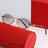 Designer Eyewear Solglasögon Vintage Glasögon Trendiga Oval Simple Rinless Metal Frame Gold Modified Arm UV400 Beach Catwalk Show Mini Size 55 20 141 Carti Glasses Wood