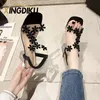 Sandaler högklackade sandaler Kvinnors sommarstil Fashion Small Flower Decoration Buckle Transparent Square Heel Women's Shoes 230203