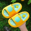 Slipper Girls Open Dound Dound Fons Soft Cute Detoon Legumes e Fruits Princess Slippers 2022 Blindable Kids Fashion Boys Water Shoes 0203