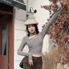 Dames T-shirts Vintage High Neck Sexy Slim Long Sleeve T-Shirt Women 2023 Winter Street Hollow Solid Color Casual gebreide Crop Tops