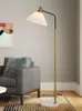 Stehlampen Nordic Lampe Wohnzimmer Schlafzimmer Bett Kopf Wind Plissee American Retro Erschwingliche Luxus Vertikale LampFloor