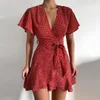 Robes décontractées d'été Femmes Habille à manches papillon Polka Dot Floral Imprimé en V Cou Neck High Sash Vintage Female Mini Red Vestidos 2023CASU