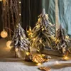 Kerstdecoraties kleine cederboom bureaublad ornamenten raam rekwisieten café feestelijke navidad decoratie hanger krans