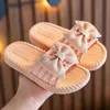 Slipper Meisjes Slippers met Bont Zomer Leuke Vlinder Prinses Kinderschoenen voor Meisjes Binnen en Buiten Effen Zachte Kinderen Platte Sandalen