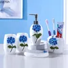 Ensemble d'accessoires de bain Kit de salle de bain en résine bouteille de lotion de shampoing 5 pièces tasse de bain de bouche domestique motif en relief porte-savon de lavage porte-brosse à dents