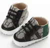 Babyschoenen 2023 Peuter Walker Baby Schoenen Klassieke Sport Zachte Zool Katoen Wieg Mocassins Casual 0-18 Maanden