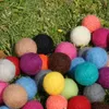 Ciondoli colorati rotondi palline di feltro di lana pon pon 50mm per ragazze fai da te in camera decorazione natalizia accessori fatti a mano 2 pezziciondoli