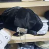 Czapka czapki/czapki czaszki Koreańska wersja małego zapachu beret aksamitna show twarz Octagazowy kapelusz dynia japoński malarz Tide