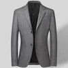 Costumes pour hommes Blazers Vêtements d'affaires Homme Blazer Masculino 2023 Automne Et Hiver Style Britannique À Carreaux Pour Hommes Costume Veste Robe Décontractée Manteau